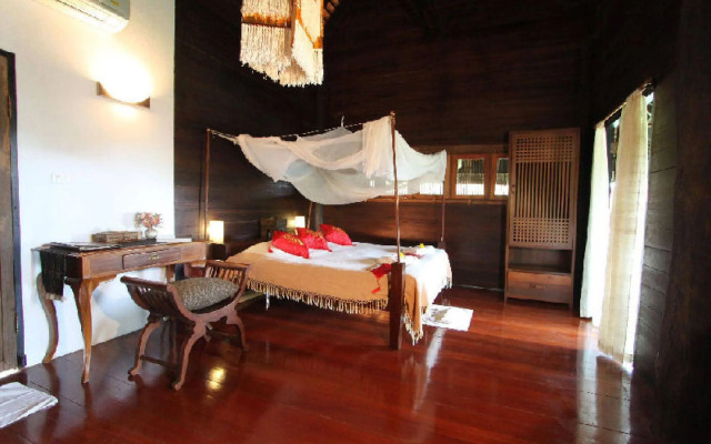 Ban Sabai Village Resort & Spa
