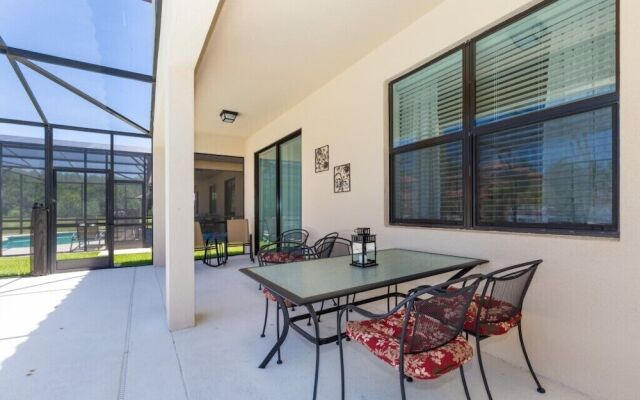 Veranda Palms IHR 1004