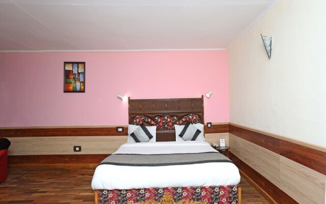OYO Room 162 Hadimba Road