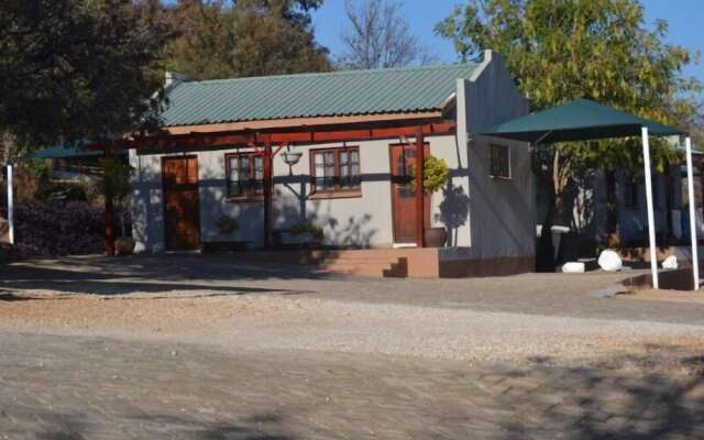 N4 Guest Lodge