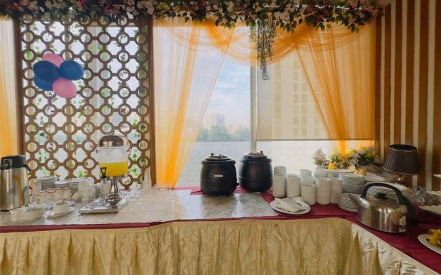 Hotel Grand Circle Inn
