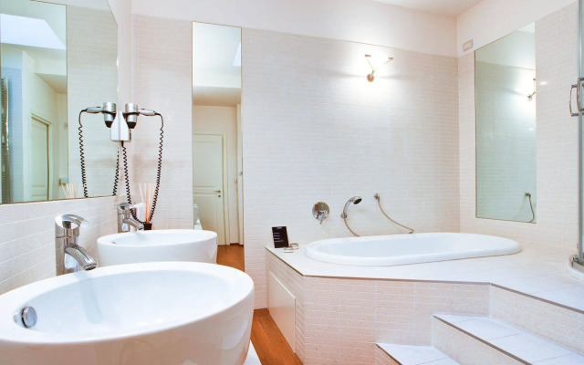 Poggio Radicati - Hotel