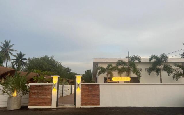 Found Mansion