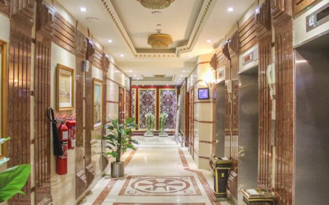 OYO 137 Clifton International Hotel