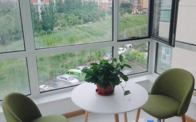 Pig Pig Sister's Apartment (Shenyang Construction University Shop)