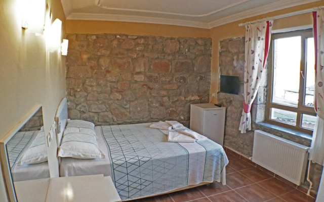 Assos Hotel