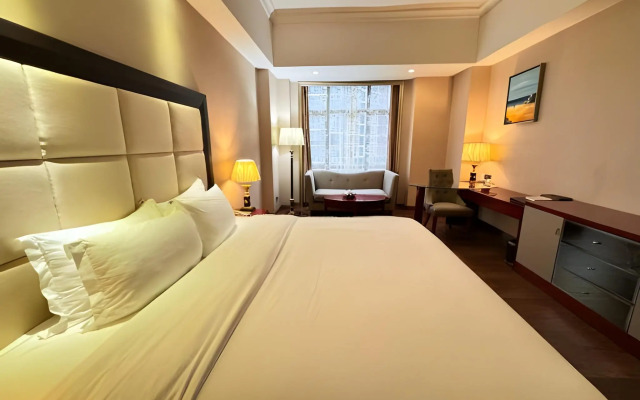Baoyue Hotel