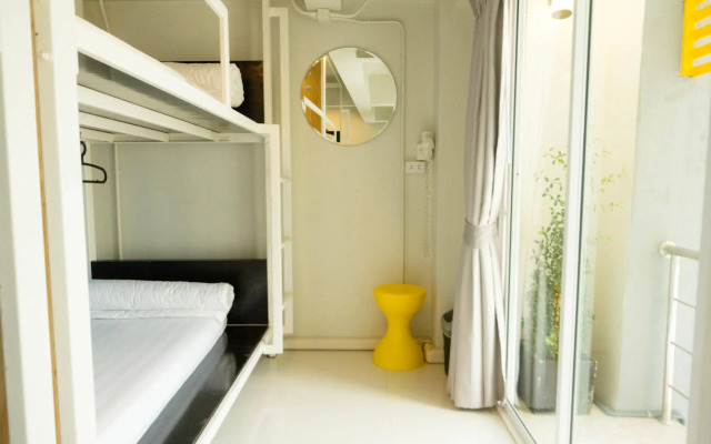 OYes Hostel