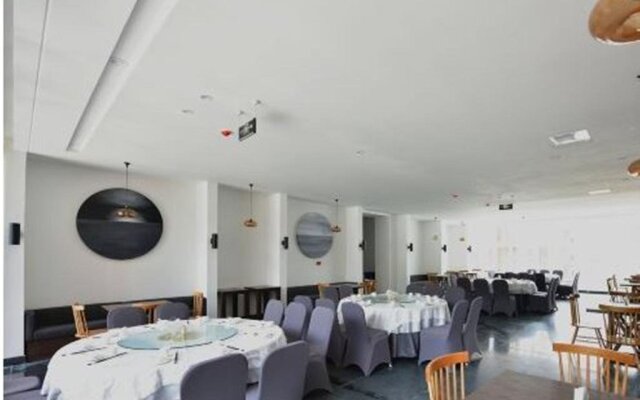 Sweet Valley Foso Hotel