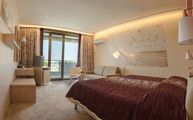 Martim Hotel Amelia - Ultra All Inclusive