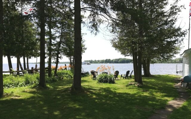 A Beautiful Cottage In The Heart Of The Kawarthas