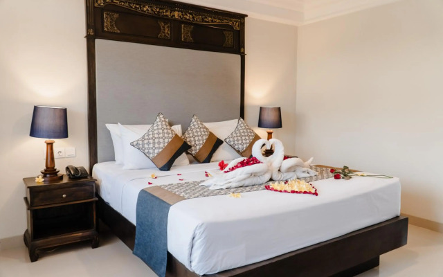 Palm Beach Hotel Bali