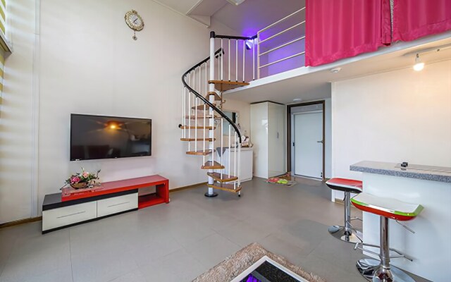 Tongyeong Honey Spa Pension