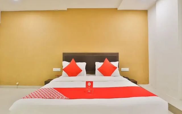 Hotel VLEE by OYO Rooms