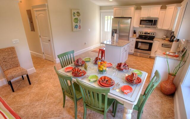 Hawaiian Hideaway Apartment 4