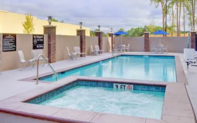 Hampton Inn & Suites Tyler-South