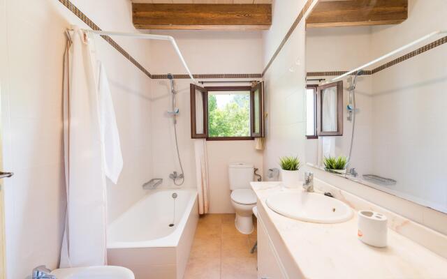 FANGAR VELL - Villa with private pool in Campanet. Free WiFi