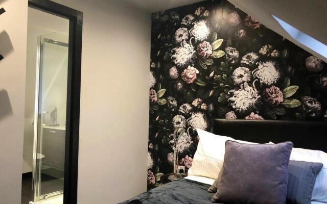Boutique Loft Apartment