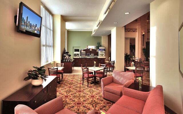 Holiday Inn Express Baltimore Downtown, an IHG Hotel