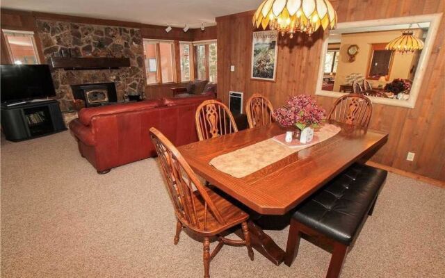 Mountainback #33, Den