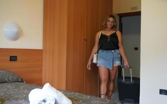 SoleLuna Via Silvio Pellico 6