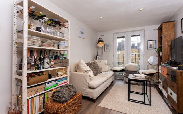 1 Bedroom Apartment in Putney Sleeps 2