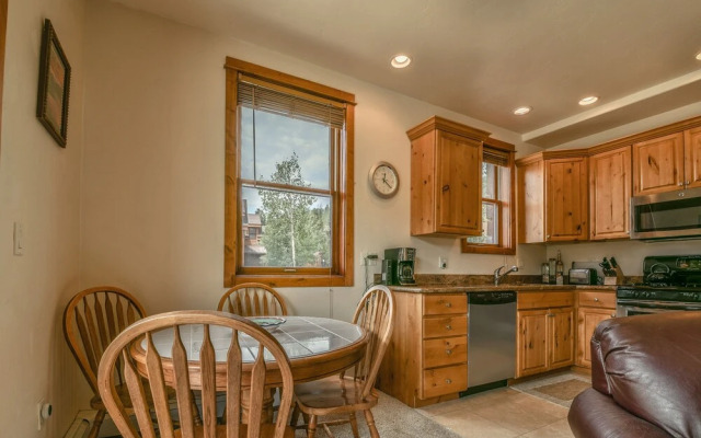 Antlers Gulch 501 by SummitCove Vacation Lodging