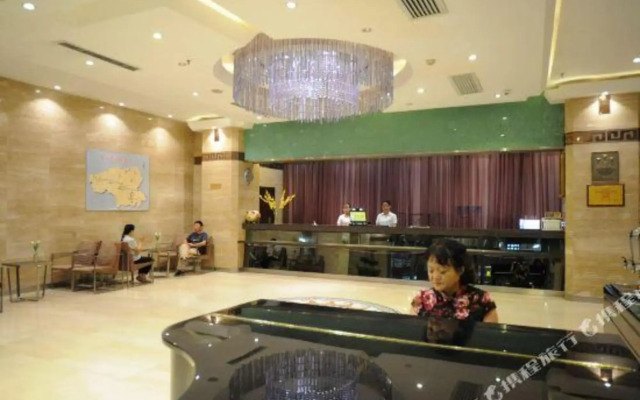 Dongfang Hotel