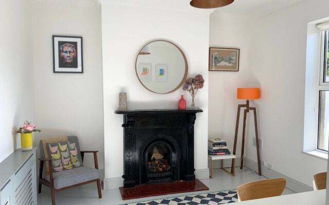 Chic and Contemporary Victorian Family Home