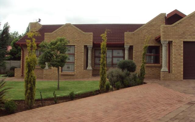 Lentha's Lodge