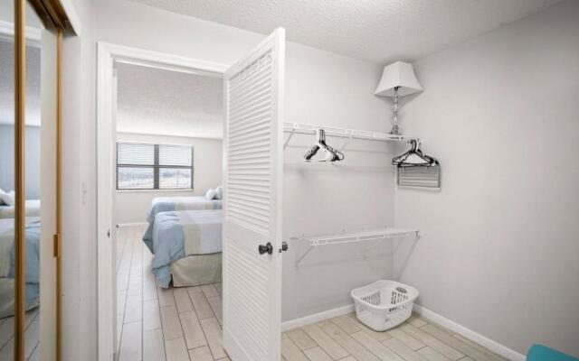 405 Beach Place Condos