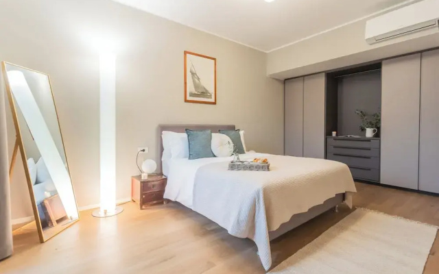 V. Suite on Lake Como by Rent all Como