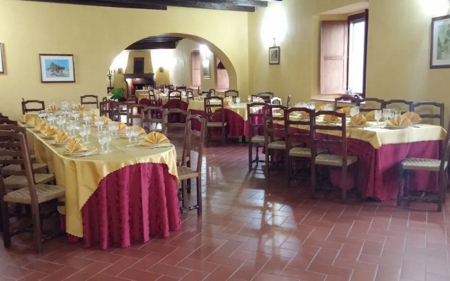 Il Castello Dei Principi Sanseverino