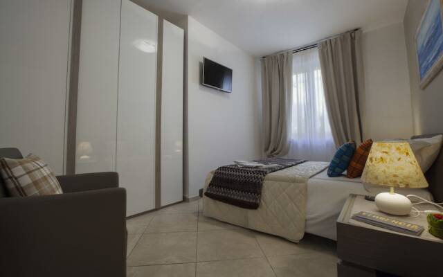 The Golden House Florence Suite