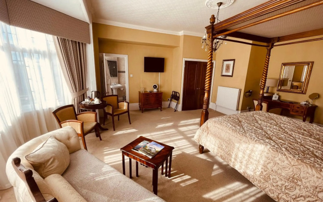 Nuthurst Grange Country House Hotel