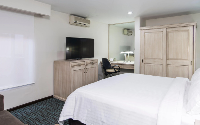 Holiday Inn & Suites Mexico Zona Reforma by IHG
