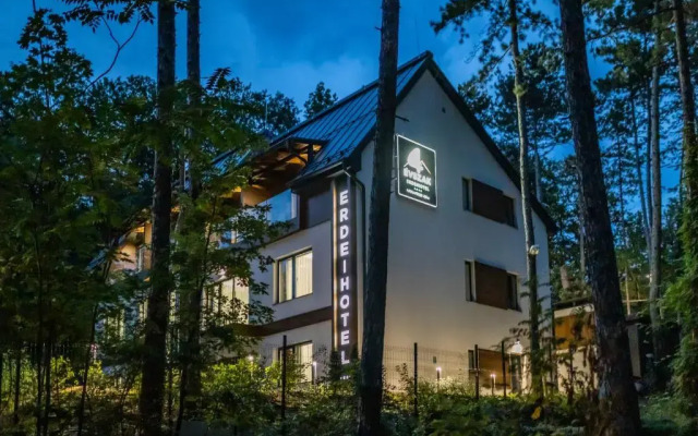 4évszak Erdeihotel