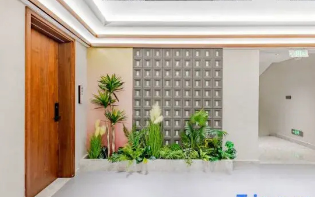 Yao Family Courtyard · Yijiang Residence