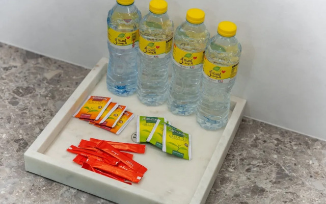 Prime 2BR Near Marina Mall Tram