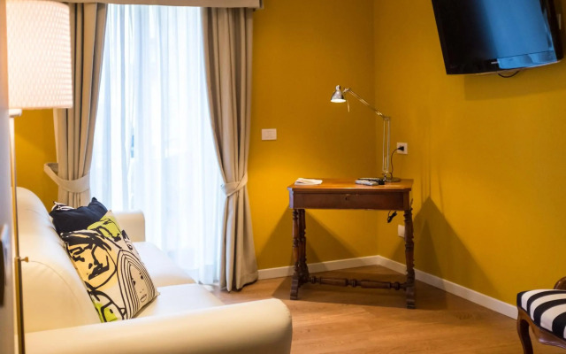 Hotel Titano