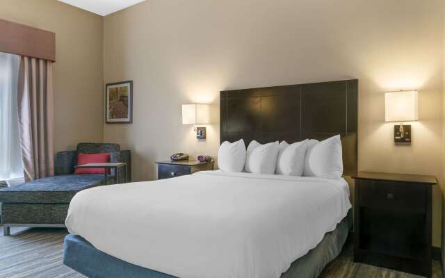 Comfort Inn & Suites Toledo North