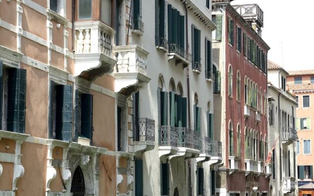 Corte Barozzi Venice Suites
