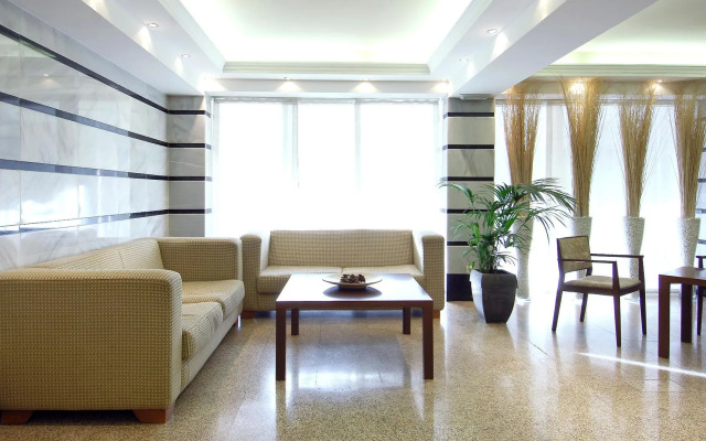Leonardo Hotel Granada