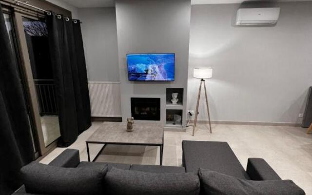 Giannel Luxury Apartment 1