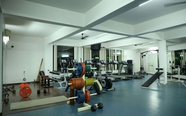 Neel's City Resort