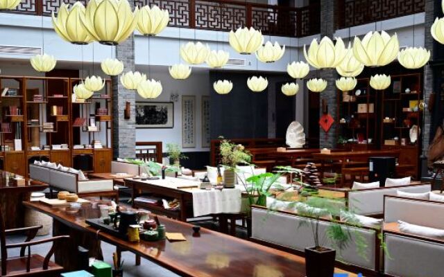 Yangzhou Slender West Lake Fuhui Jingshe Hotel