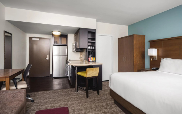 Staybridge Suites Seattle - South Lake Union by IHG