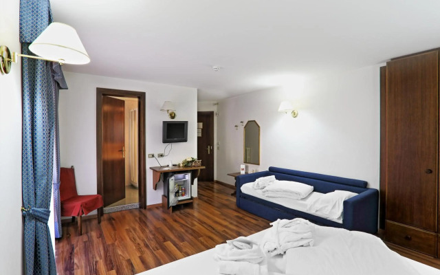 Hotel Baita Clementi