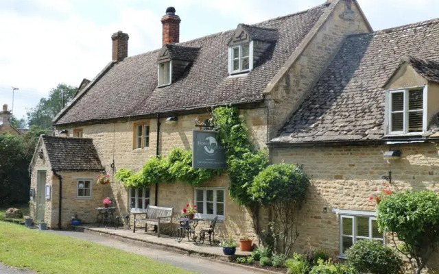 Horse & Groom - Upper Oddington