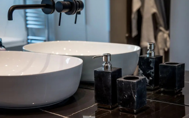 Pinacota Suites Athens